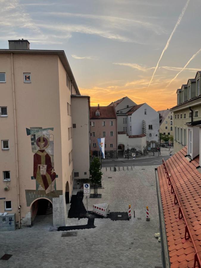 Liboria: Stylische Altstadtwohnung レーゲンスブルク エクステリア 写真